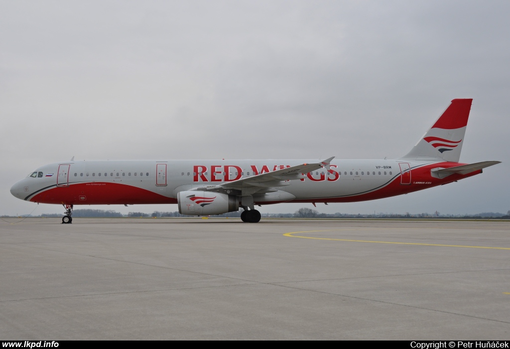 Red Wings – Airbus A321-231 VP-BRM