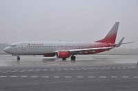 Rossia – Boeing B737-8LJ VP-BOH