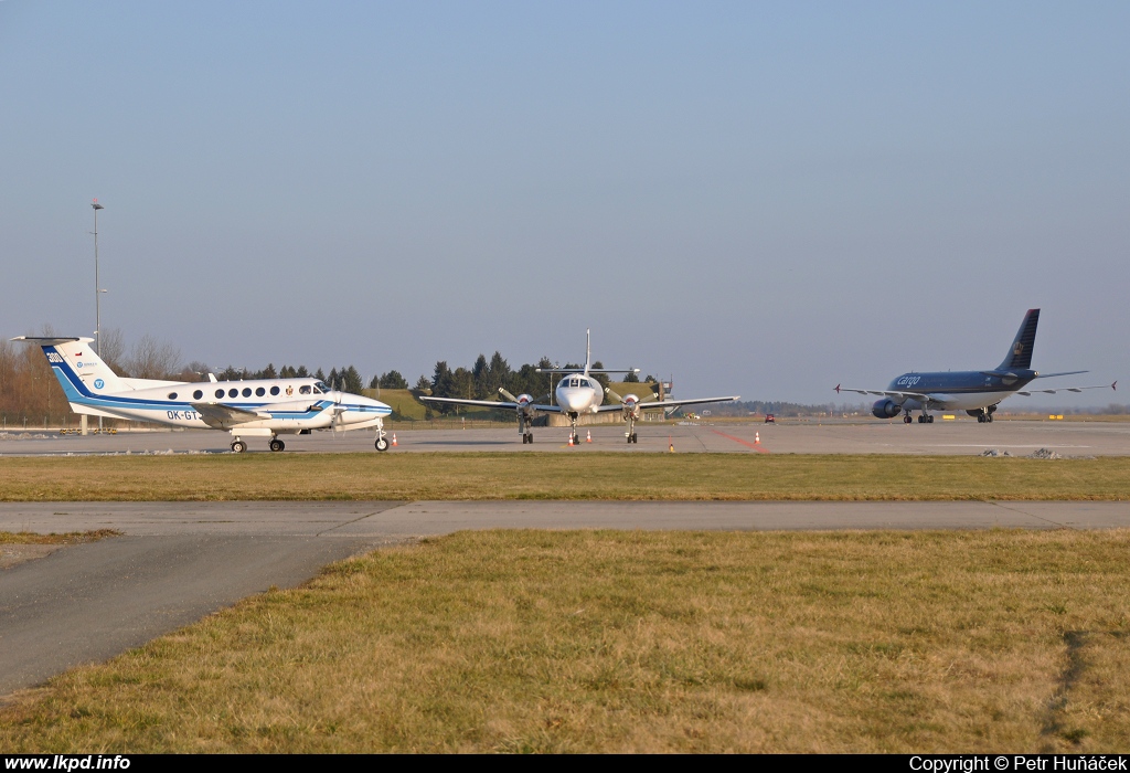 Junker – Beech Super King Air 300LW OK-GTJ