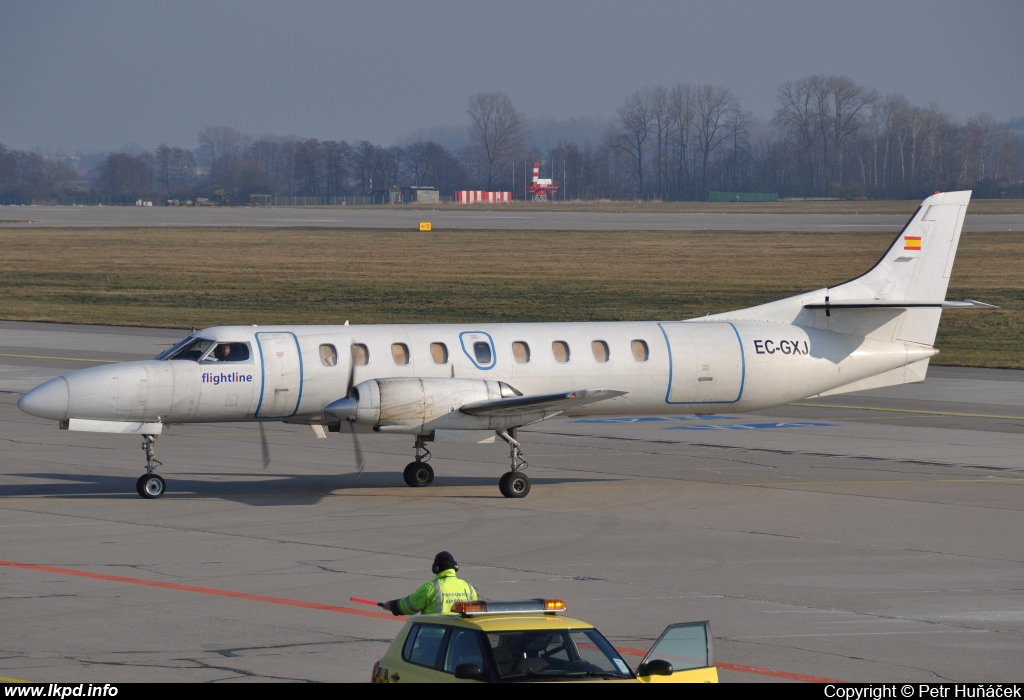 Flightline – Swearingen SA-226TC MetroII EC-GXJ