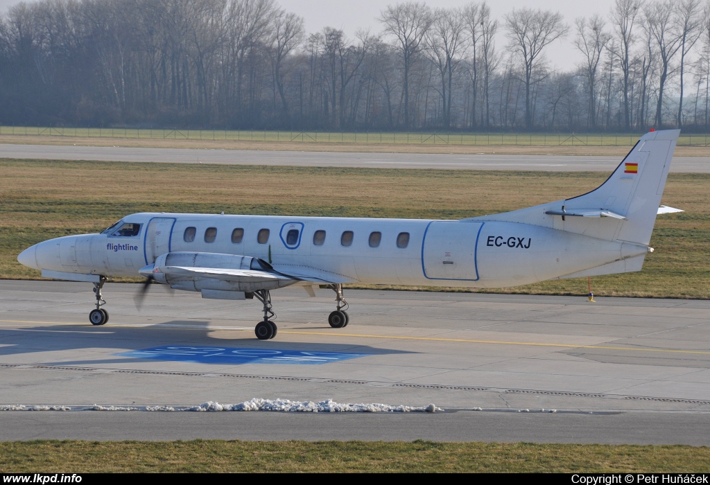 Flightline – Swearingen SA-226TC MetroII EC-GXJ