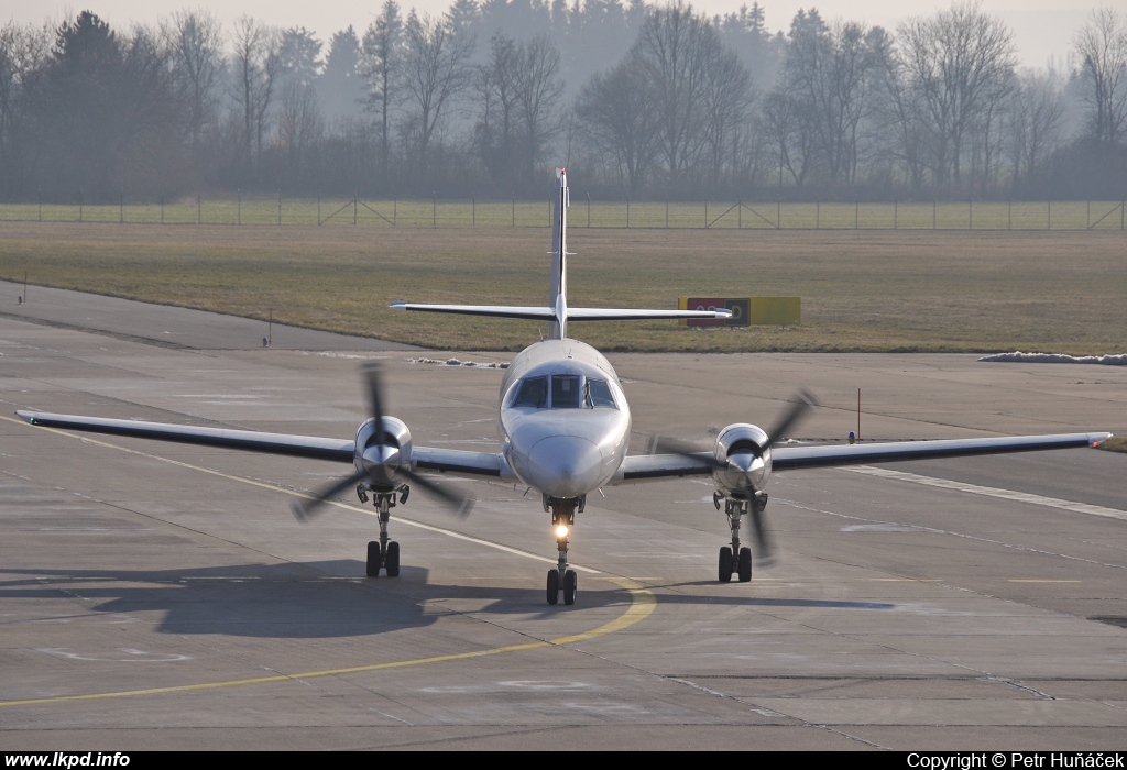 Flightline – Swearingen SA-226TC MetroII EC-GXJ