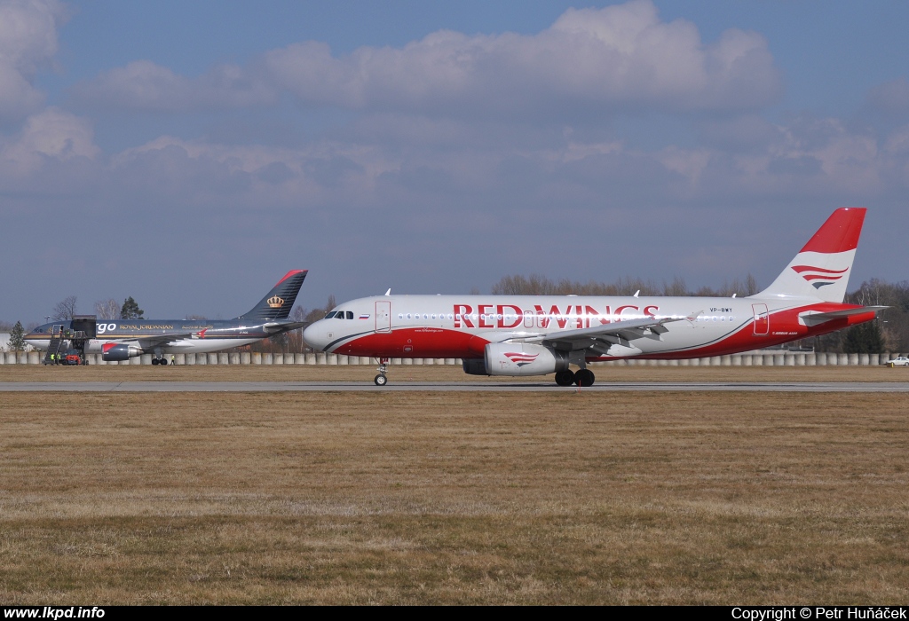 Red Wings – Airbus A320-232 VP-BWY