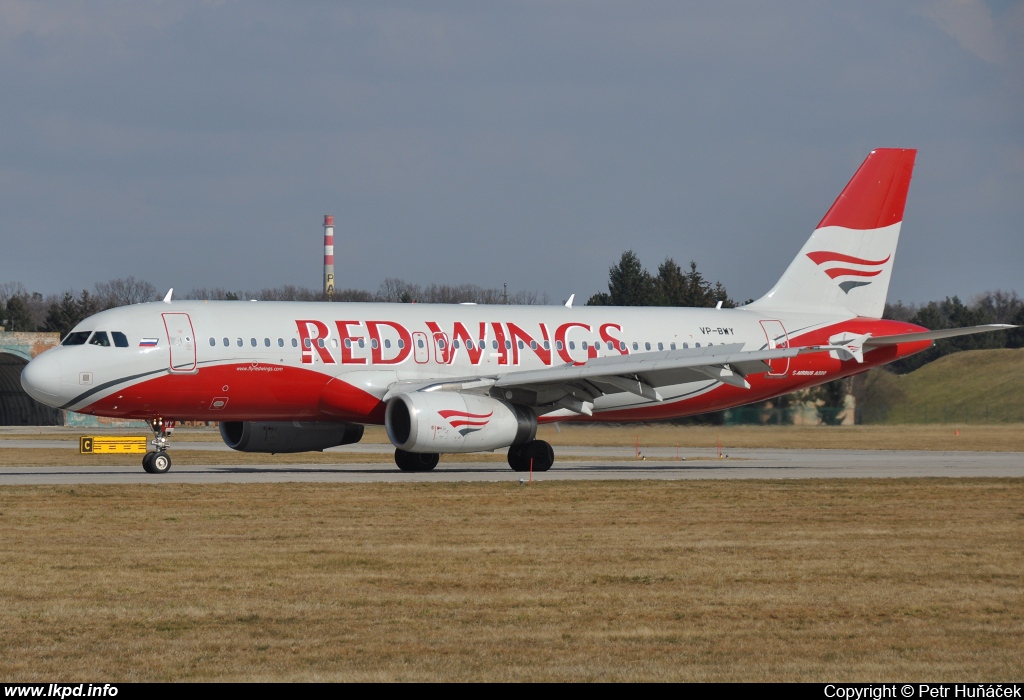 Red Wings – Airbus A320-232 VP-BWY