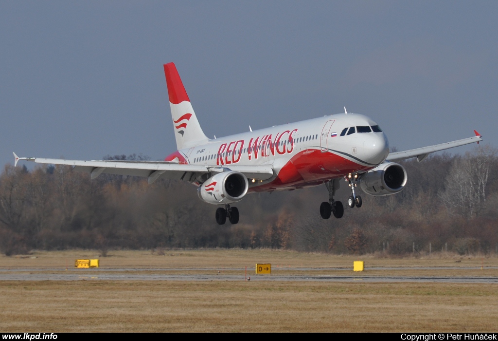 Red Wings – Airbus A320-232 VP-BWY