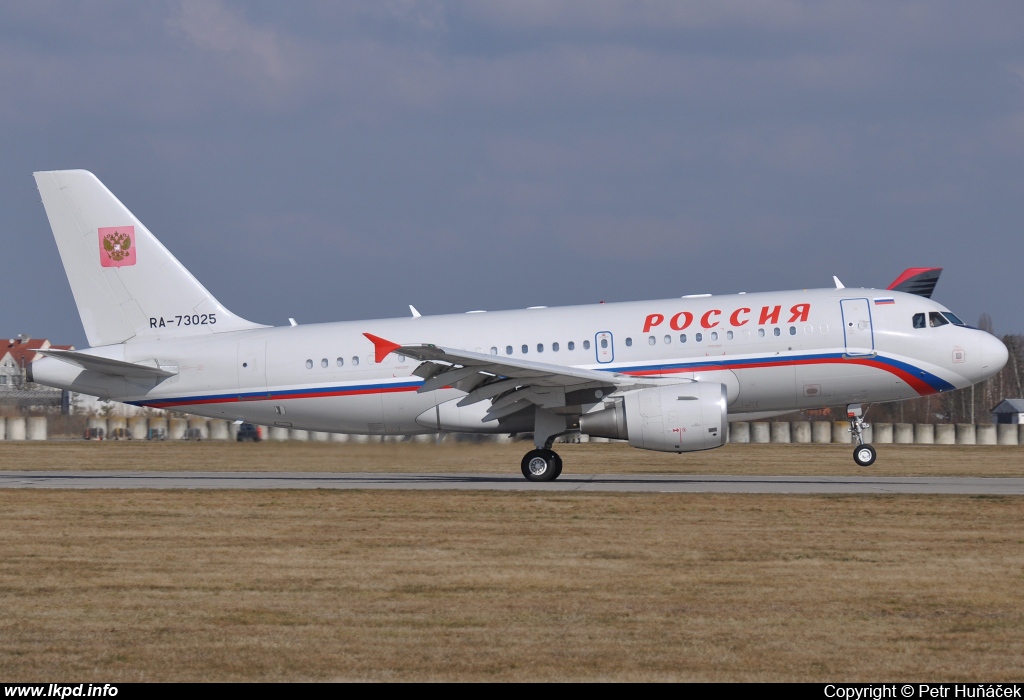 Rossia – Airbus A319-115 (CJ) RA-73025