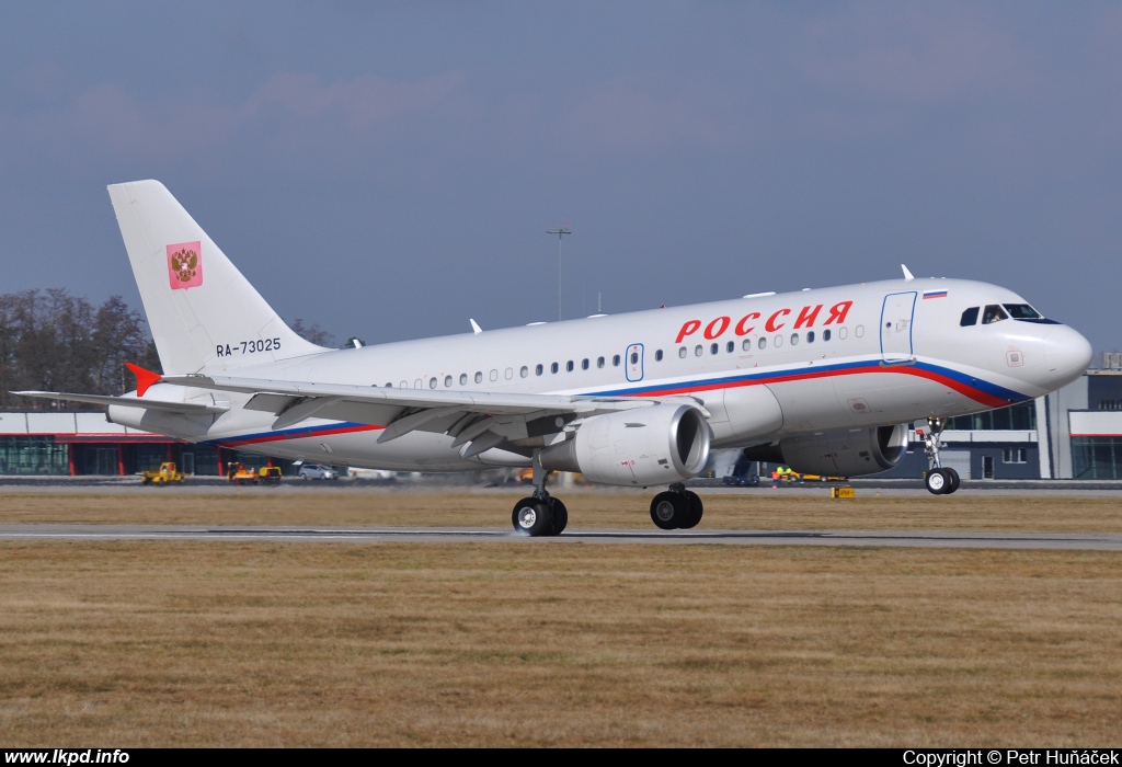 Rossia – Airbus A319-115 (CJ) RA-73025