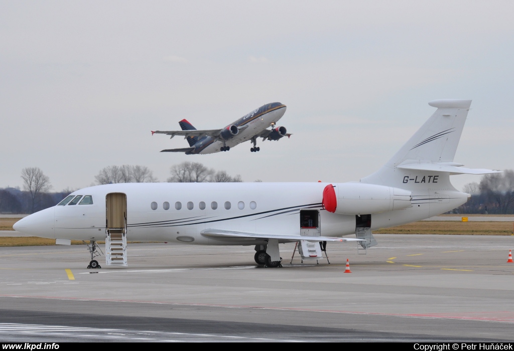 Private/Soukrom – Dassault Aviation Falcon 2000EX G-LATE