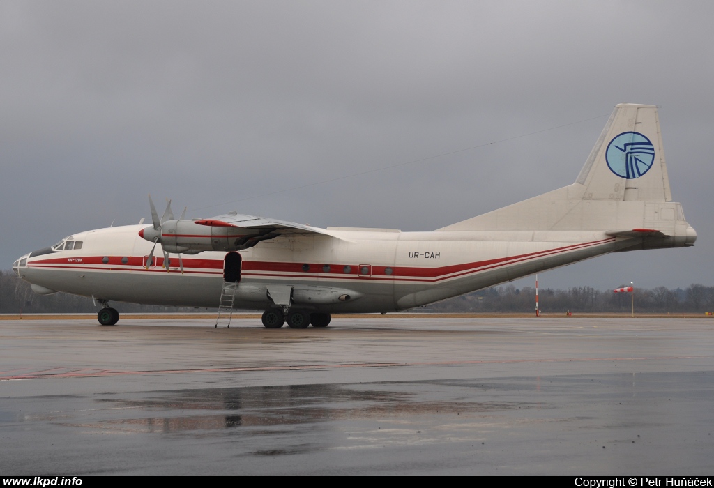 Ukraine Air Alliance – Antonov AN-12BK UR-CAH