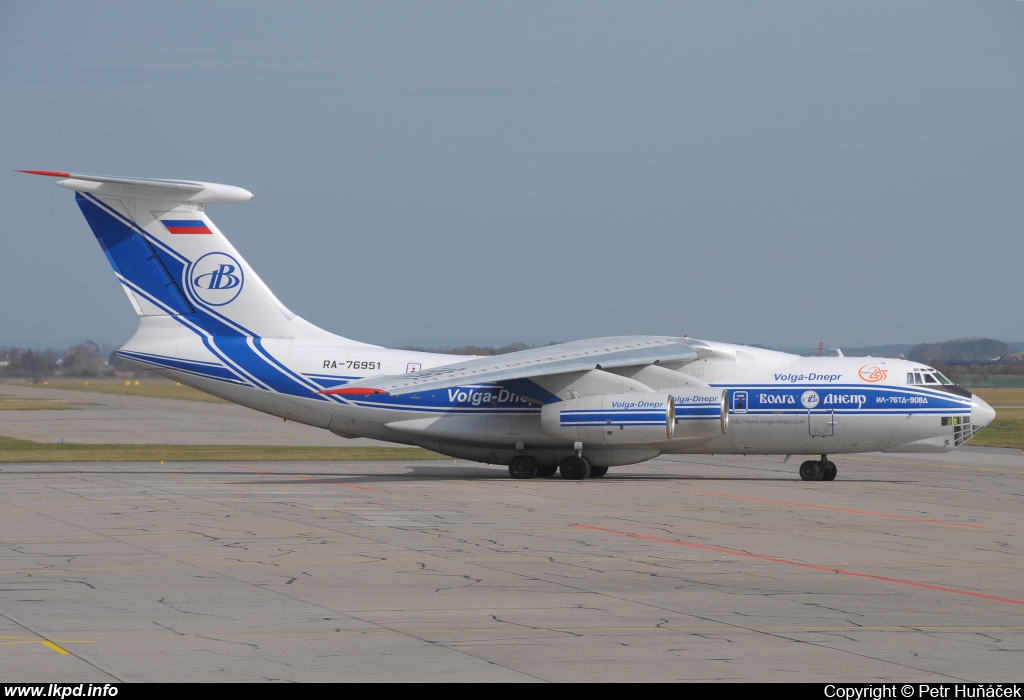 Volga-Dnepr Airlines – Iljuin IL-76TD-90VD  RA-76951