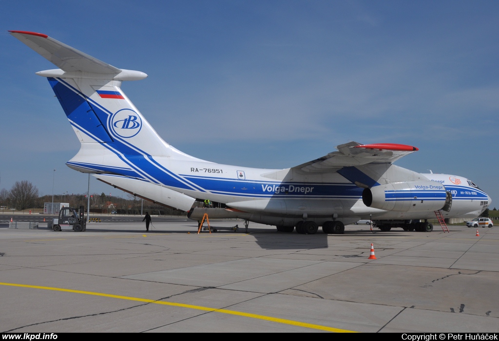 Volga-Dnepr Airlines – Iljuin IL-76TD-90VD  RA-76951