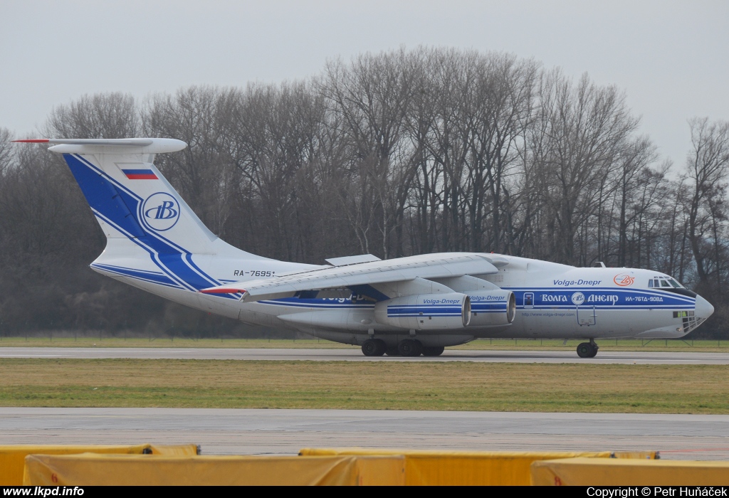 Volga-Dnepr Airlines – Iljuin IL-76TD-90VD  RA-76951