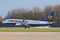 Ryanair – Boeing B737-8AS EI-DWT