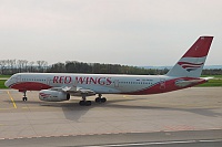 Red Wings – Tupolev TU-204-100V RA-64050