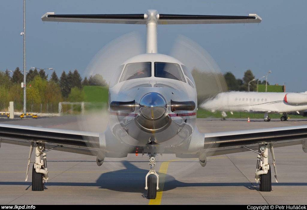 Moliair – Pilatus PC-12 HB-FPC