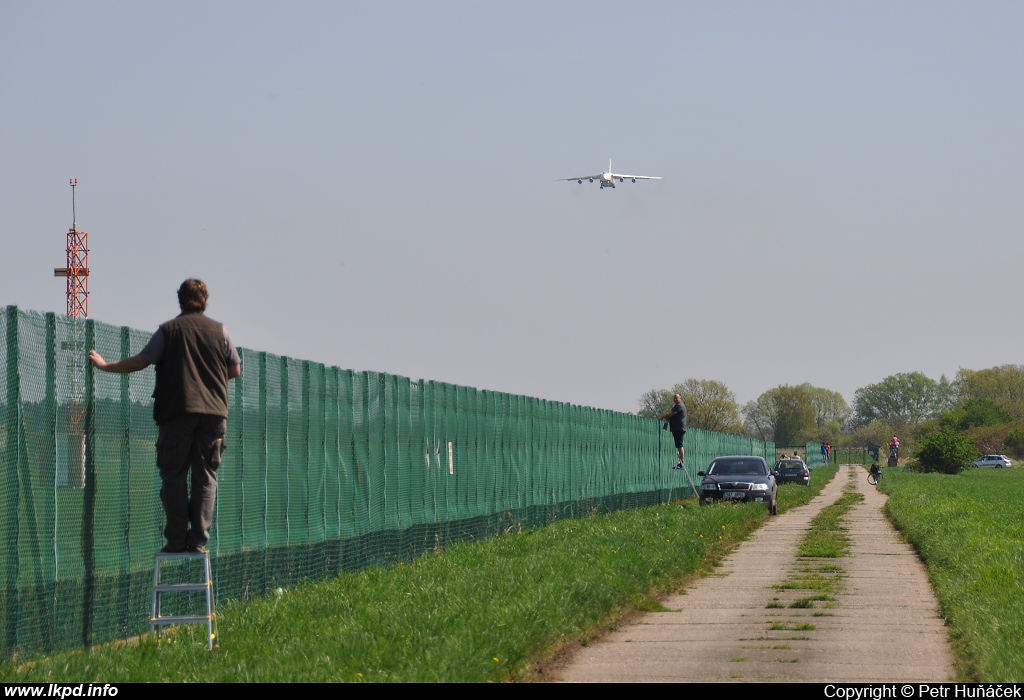 Antonov Design Bureau – Antonov AN-124-100 UR-82029