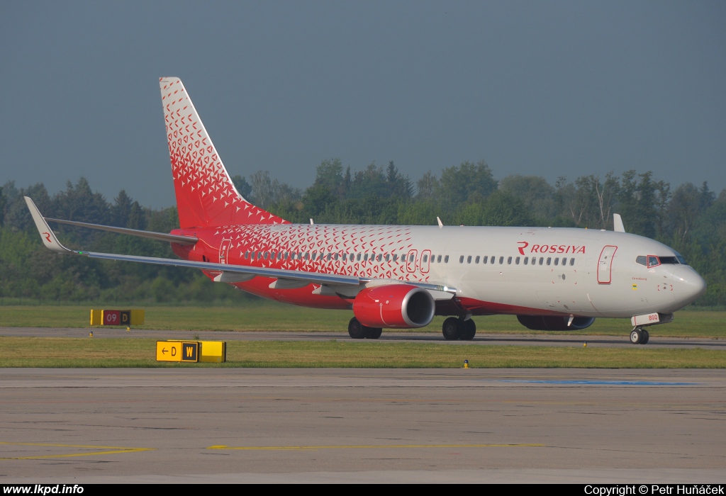 Rossia – Boeing B737-8LJ VP-BGQ