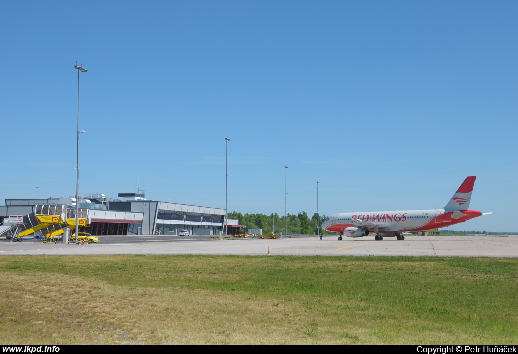 Red Wings – Airbus A320-232 VP-BWW
