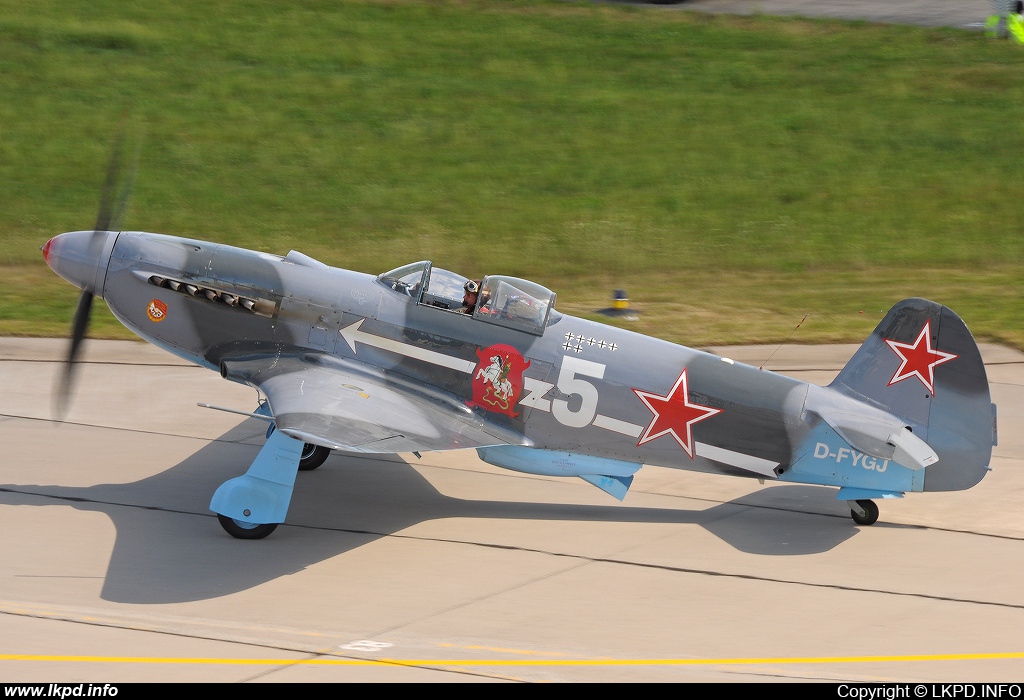 Private/Soukrom – Yakovlev YAK-3UA D-FYGJ