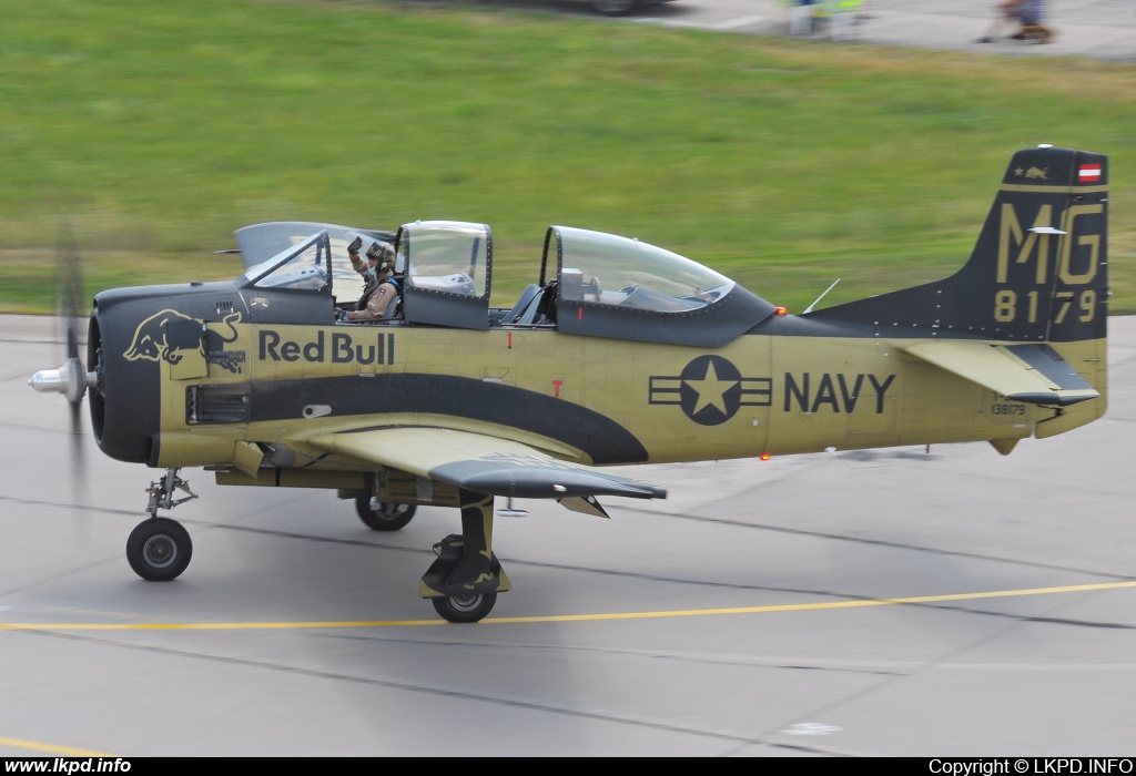 The Flying Bulls – North American T-28B OE-ESA