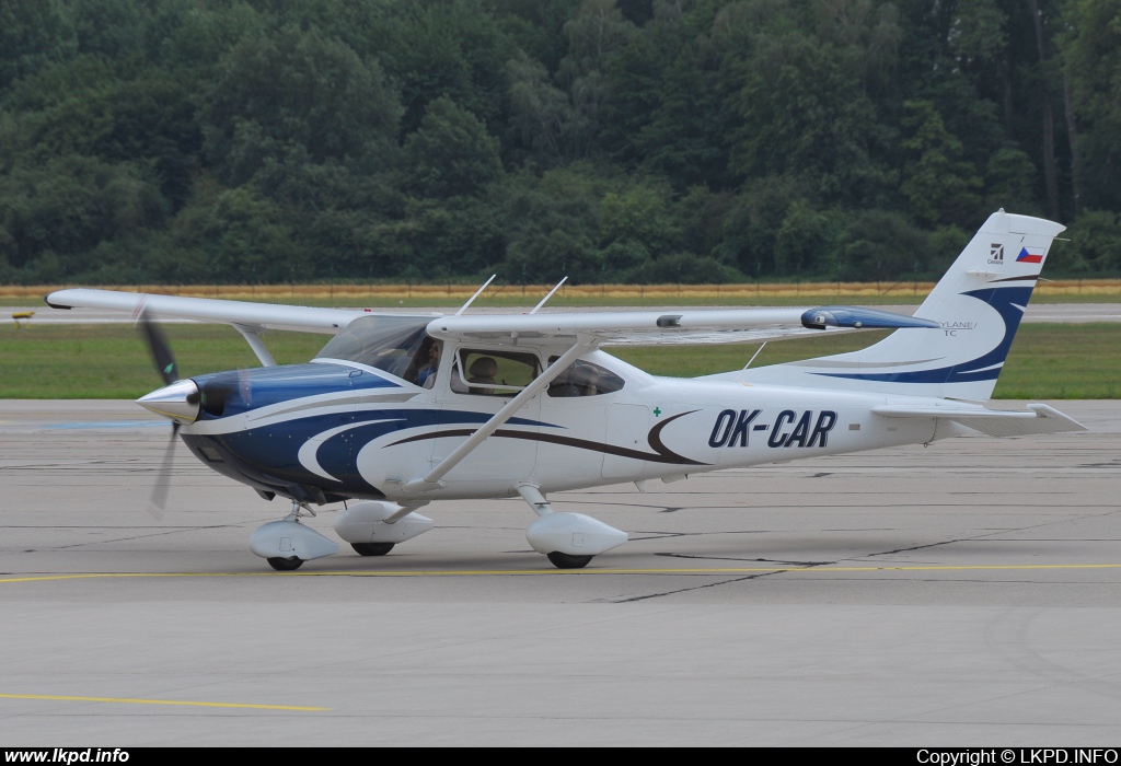 Private/Soukrom – Cessna T182T OK-CAR