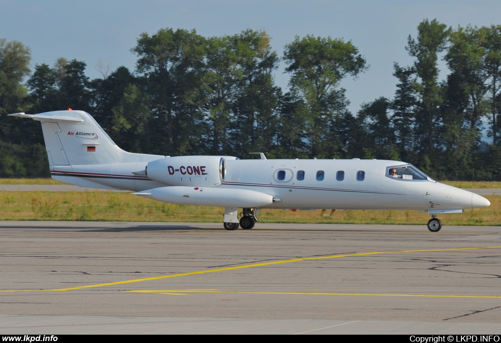 AIR ALLIANCE EXPRESS – Gates Learjet 35A D-CONE