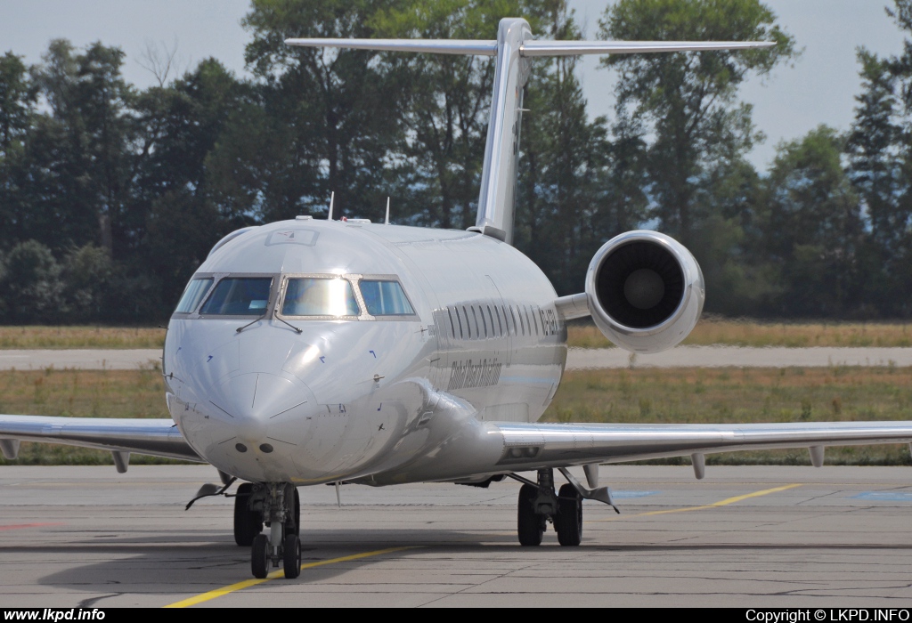 Global Reach Aviation – Canadair CRJ-200LR D-AGRA