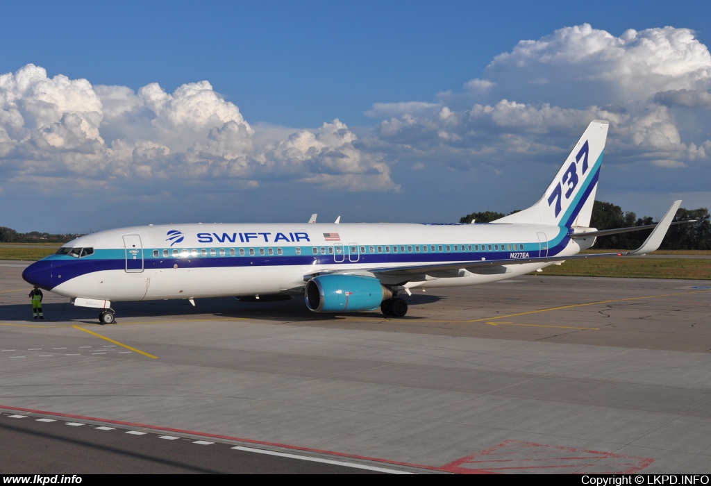 Swiftair – Boeing B737-8CX N277EA