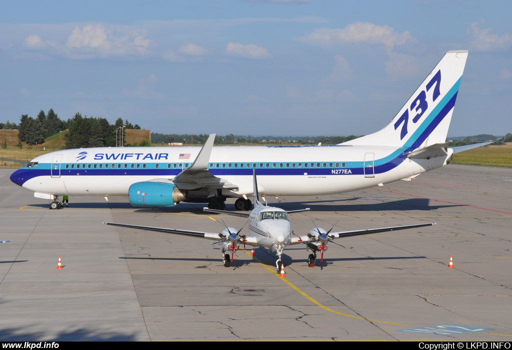 Swiftair – Boeing B737-8CX N277EA