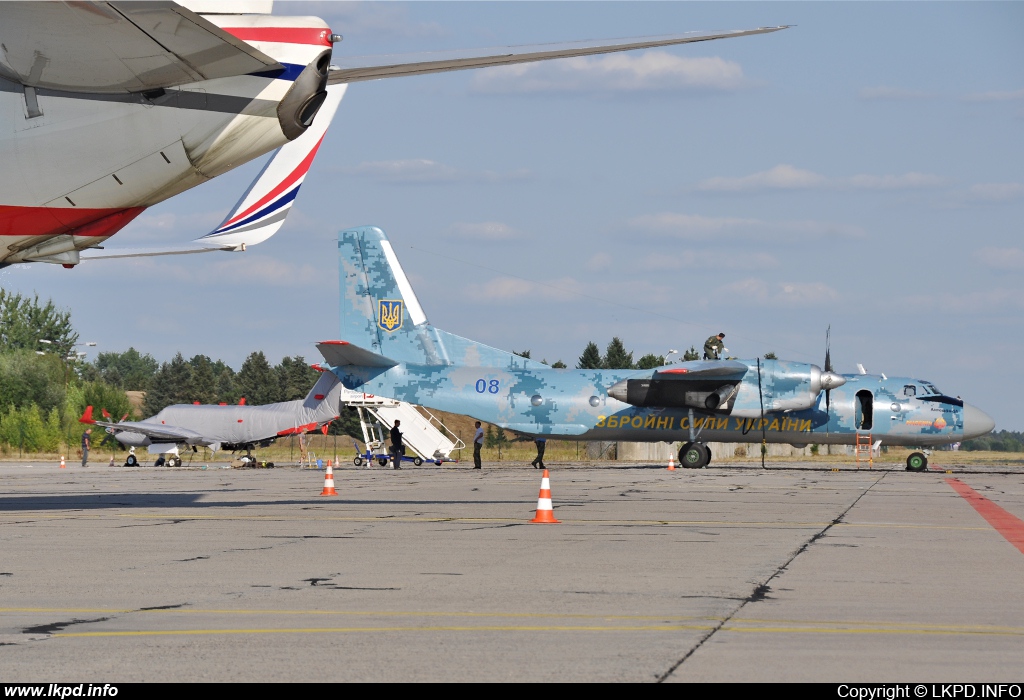 Ukraine Air Force – Antonov AN-26 08