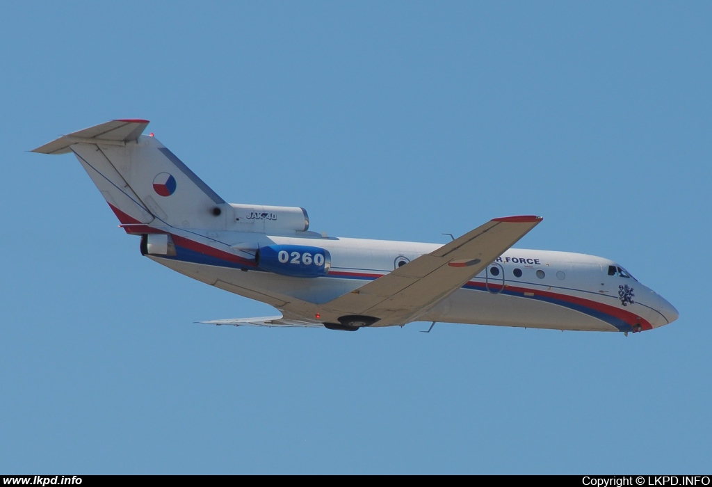 Czech Air Force – Yakovlev YAK-40 0260