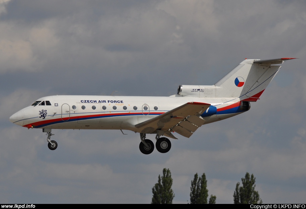 Czech Air Force – Yakovlev YAK-40 1257