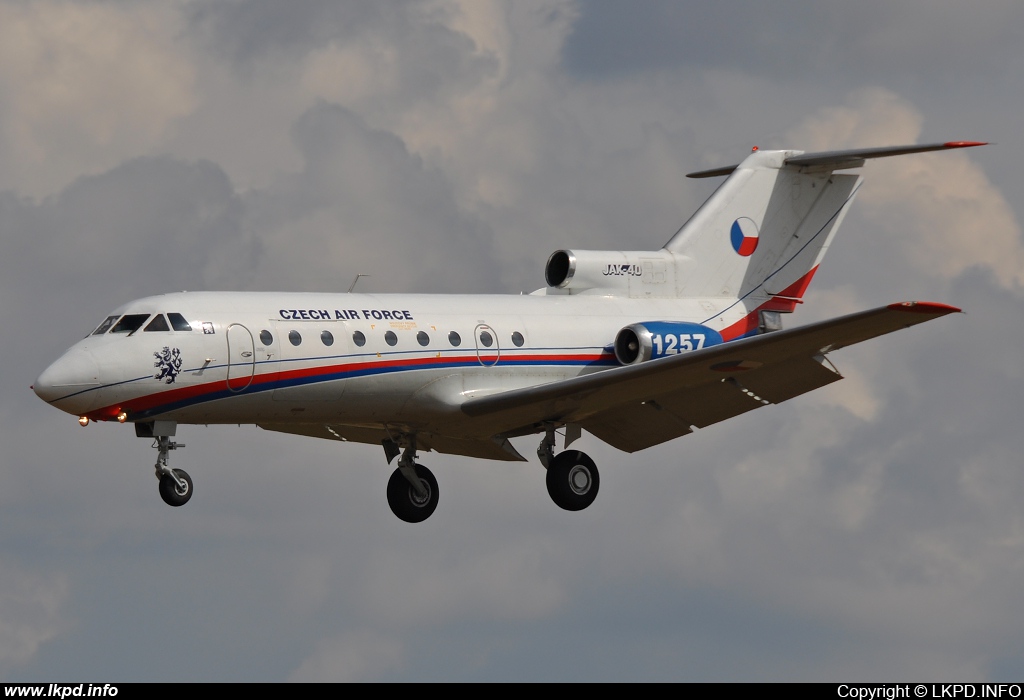 Czech Air Force – Yakovlev YAK-40 1257