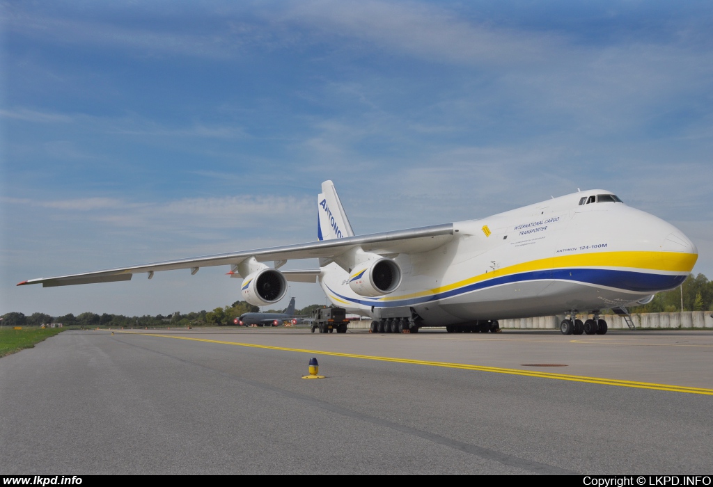 Antonov Design Bureau – Antonov AN-124-100M UR-82007