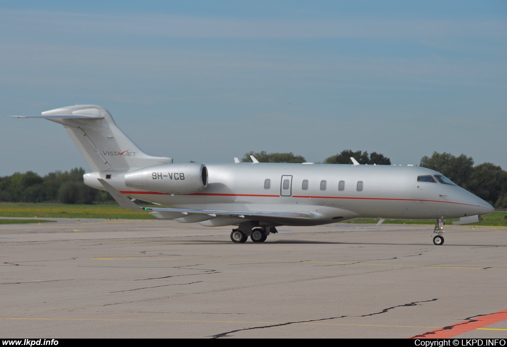 VistaJet – Bombardier BD-100-1A10 Challenger 350 9H-VCB