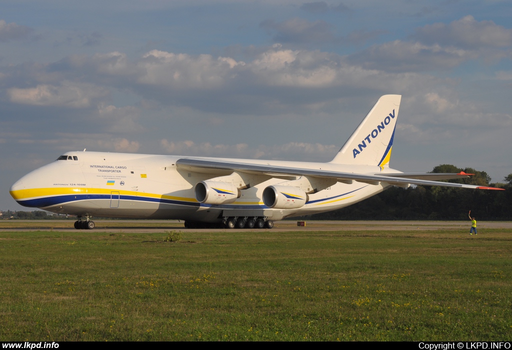 Antonov Design Bureau – Antonov AN-124-100M UR-82007