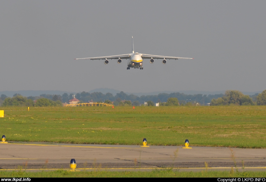 Antonov Design Bureau – Antonov AN-124-100M UR-82007