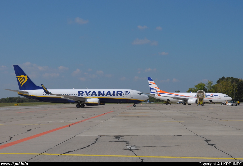 Ryanair – Boeing B737-8AS EI-DCP