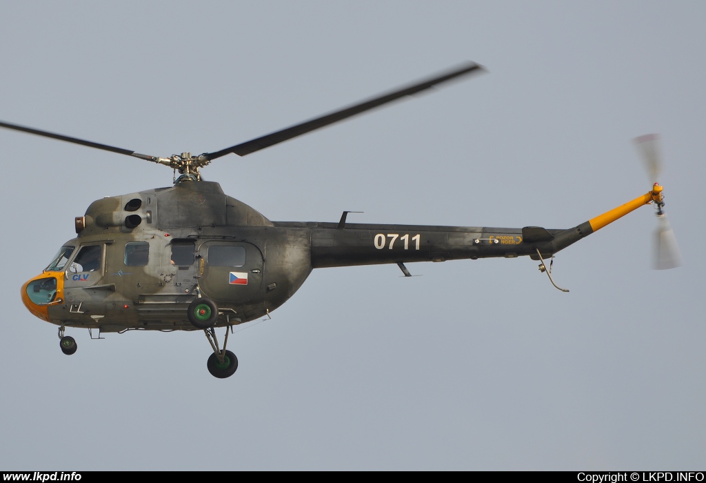 LOM-CLV – Mil Mi-2 0711