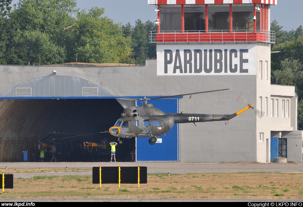 LOM-CLV – Mil Mi-2 0711