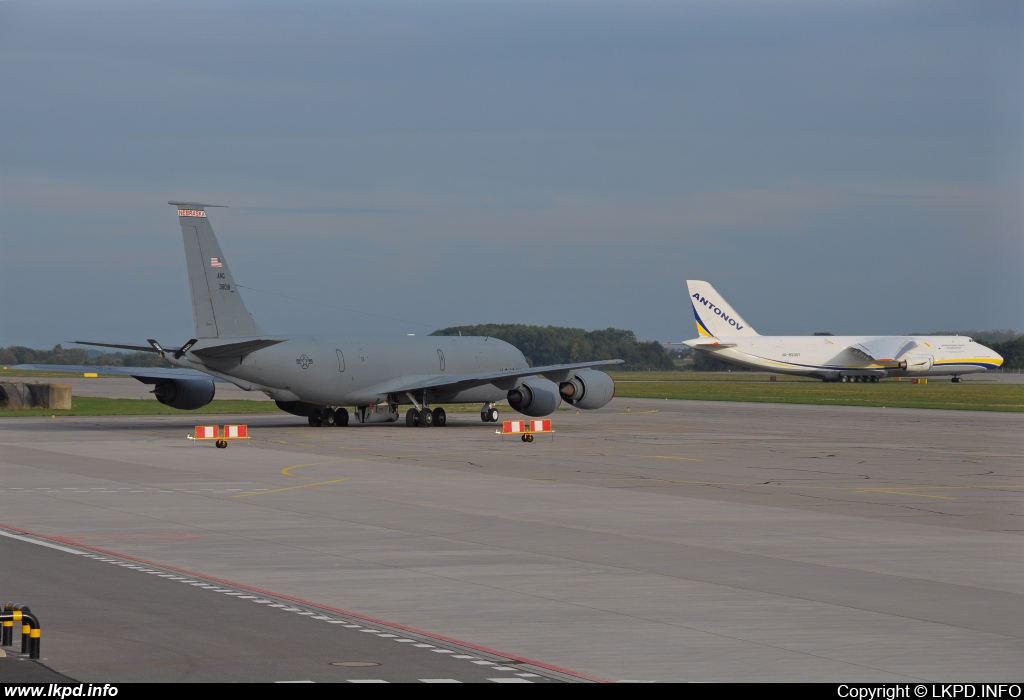 USAF – Boeing KC-135R Stratotanker 63-8018