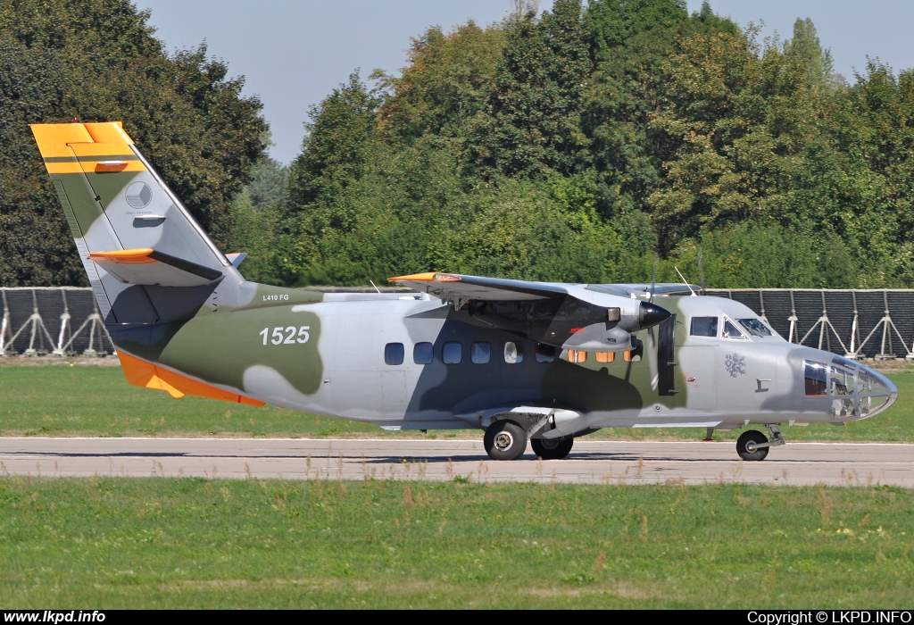 Czech Air Force – Let L410-FG 1525