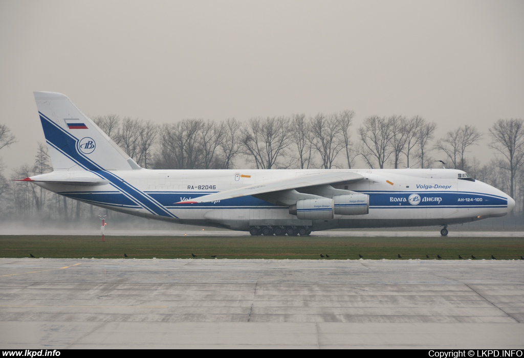 Volga-Dnepr Airlines – Antonov AN-124-100 RA-82046