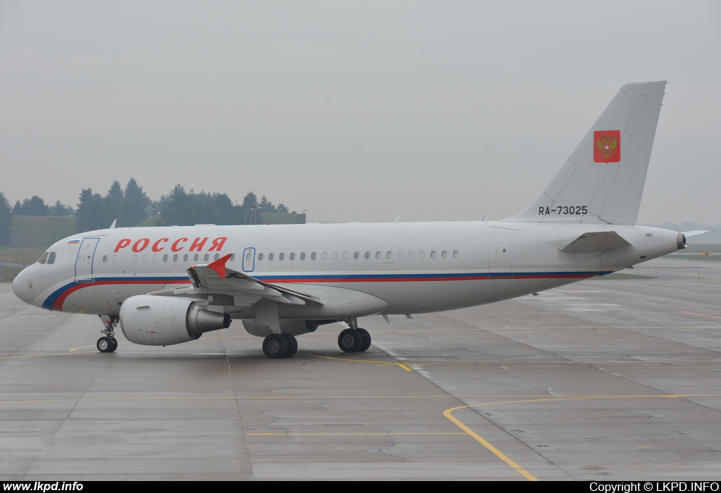 Rossia – Airbus A319-115 (CJ) RA-73025