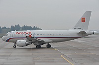 Rossia – Airbus A319-115 (CJ) RA-73025