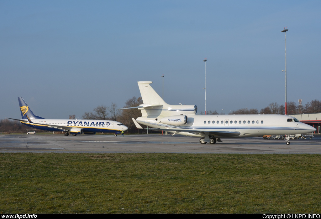 Emerson Flight Operations – Dassault Aviation Falcon 7X N8000E