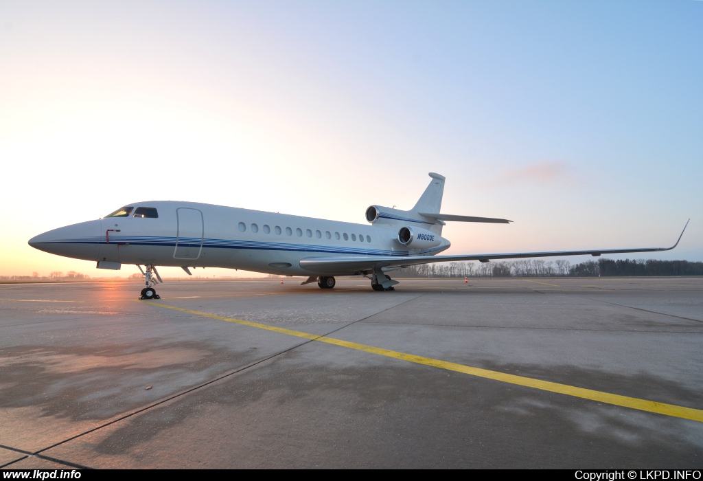 Emerson Flight Operations – Dassault Aviation Falcon 7X N8000E