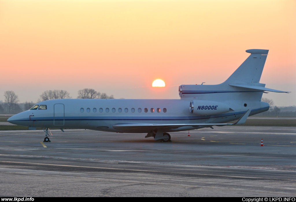 Emerson Flight Operations – Dassault Aviation Falcon 7X N8000E