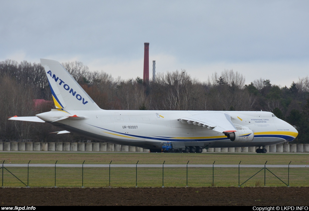 Antonov Design Bureau – Antonov AN-124-100M UR-82007