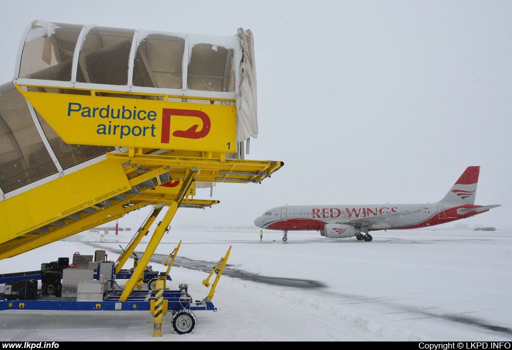 Red Wings – Airbus A320-232 VP-BWY